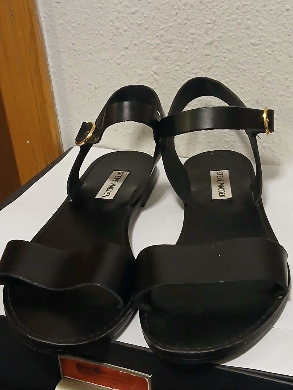 Steve Madden Donddi Black Leather Two-Piece Flat Sandals - Women's Size 10M